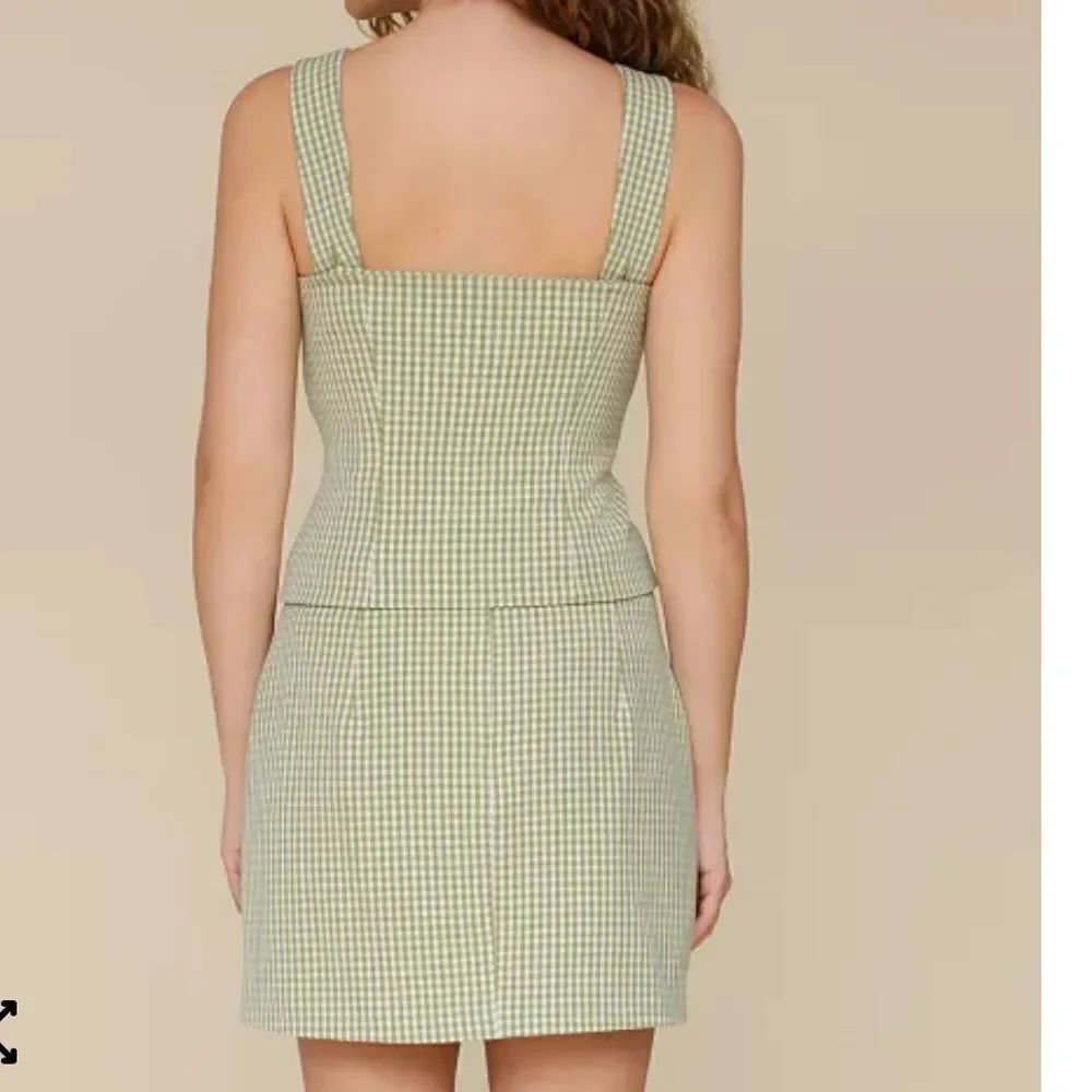 7 FOR ALL MANKIND Bow-Trim Sweetheart-Neck Top & Skirt Set in Avocado - Picture 2 of 7